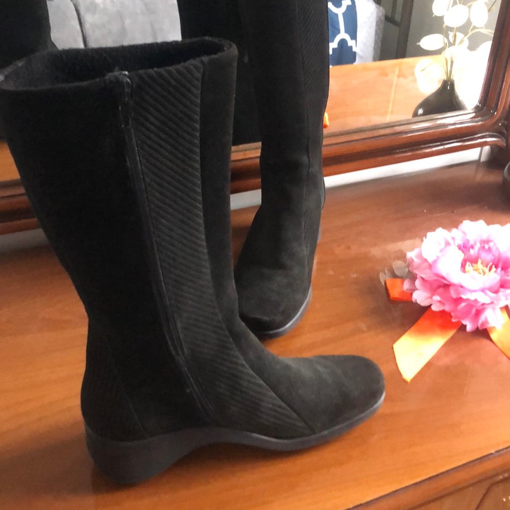Aquatalia Weatherproof Black Boots - Picture 4 of 8